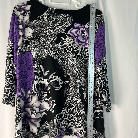 Karen Scott Purple and Black Floral Animal Print Blouse with 3/4 sleeve - Picture 6 of 9